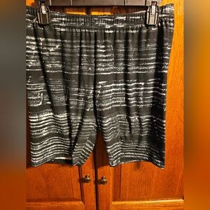 Leggings Depot Black and White Athletic Shorts